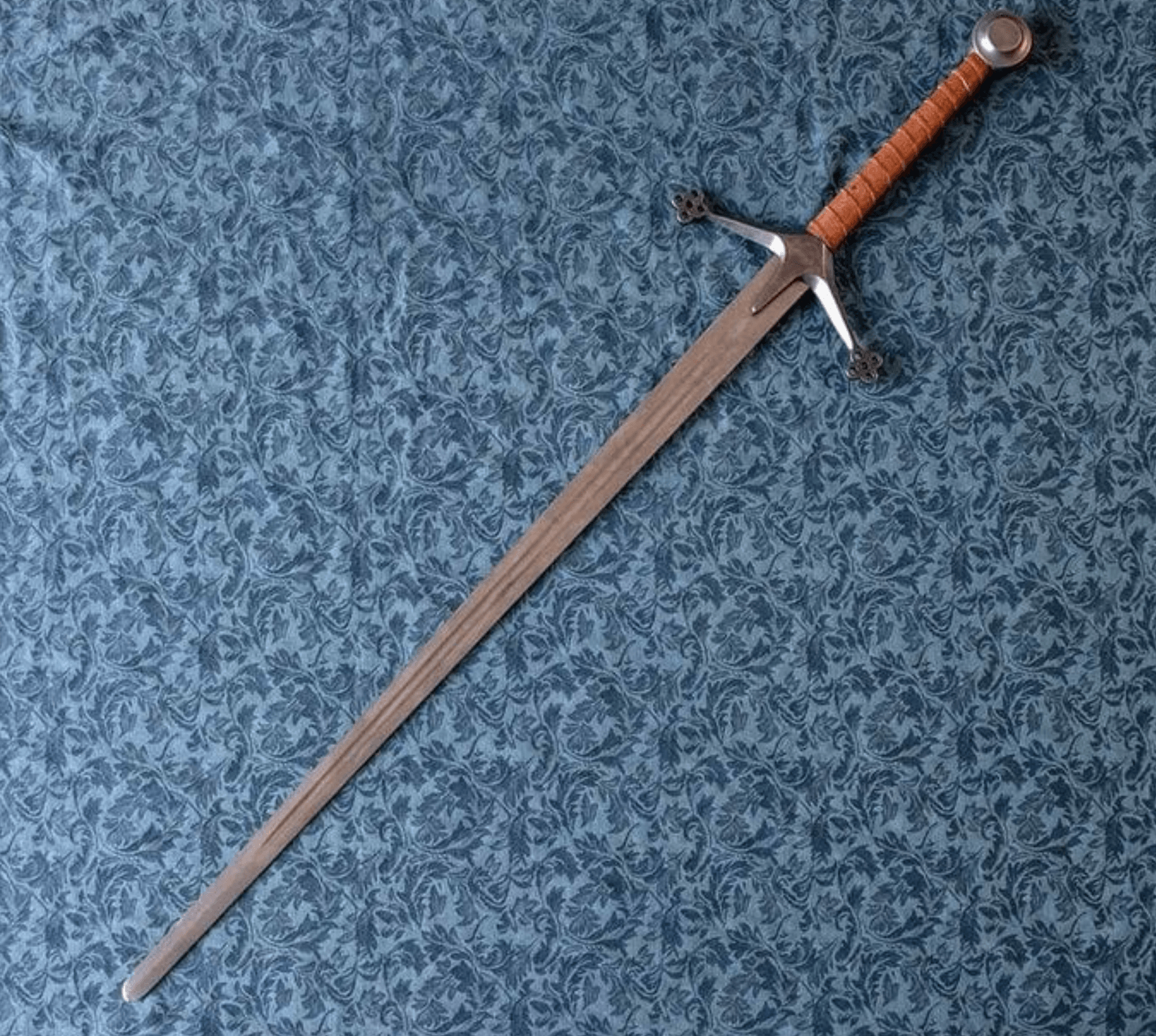 The Legendary Claymore Swords of Scotland